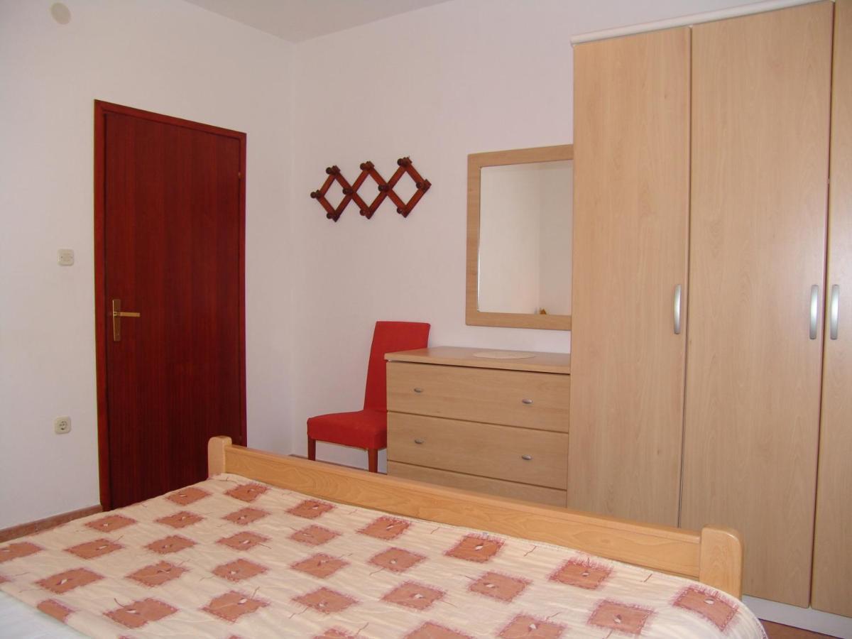 Apartments Bozica Krk Town Exterior foto