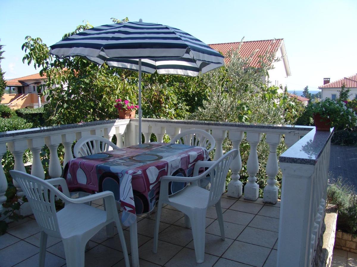 Apartments Bozica Krk Town Exterior foto
